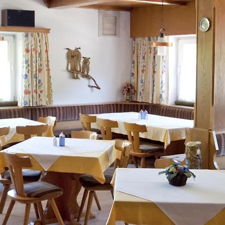 Garni-appartement Collina 3*