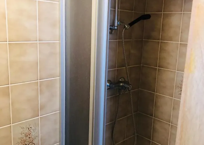 Konukevi Garni-appartement Collina 3*